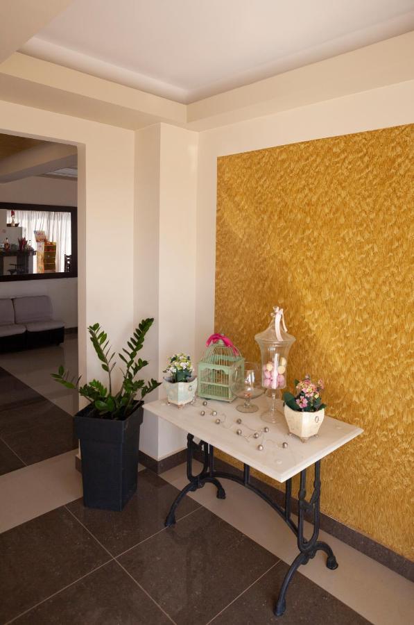 Sandy Suites Kalamaki Екстериор снимка
