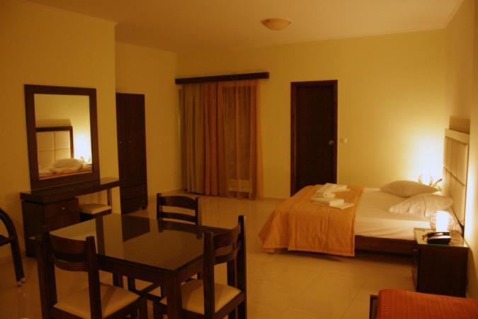 Sandy Suites Kalamaki Екстериор снимка