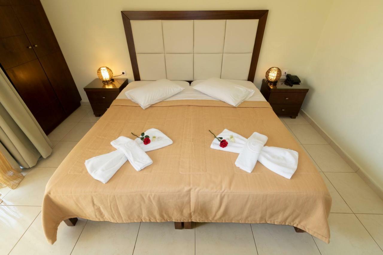 Sandy Suites Kalamaki Екстериор снимка